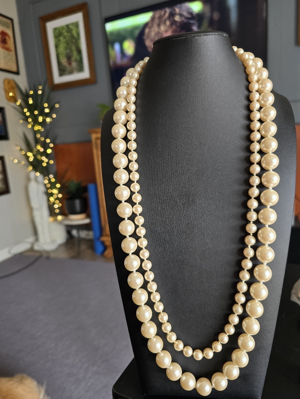 2 Classic Cream Pearl Necklaces - Unbranded